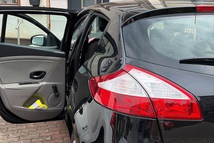 Renault Megane 141.100 km 3.250 &euro; Wadgassen 66787