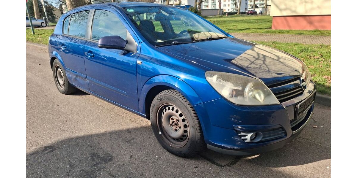Opel Astra 192.000 km 2.299 &euro; Lahr 77933
