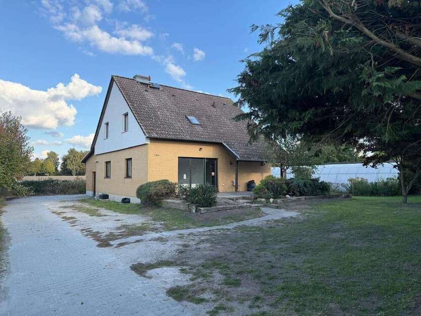 Haus zum Mieten in Dallgow-Döberitz 3.500 € 160 m² 4 zimmer