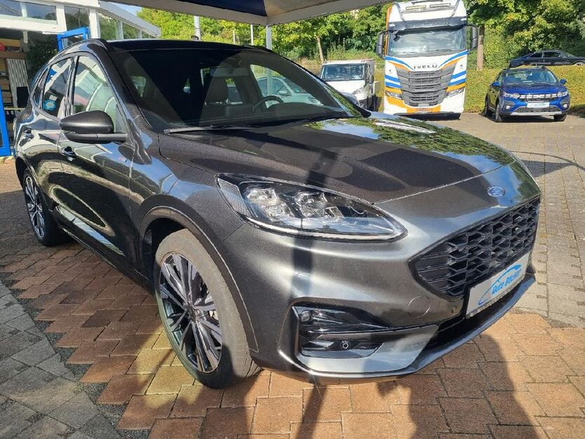 Ford Kuga 48.900 km 23.990 € Neunkirchen 66539