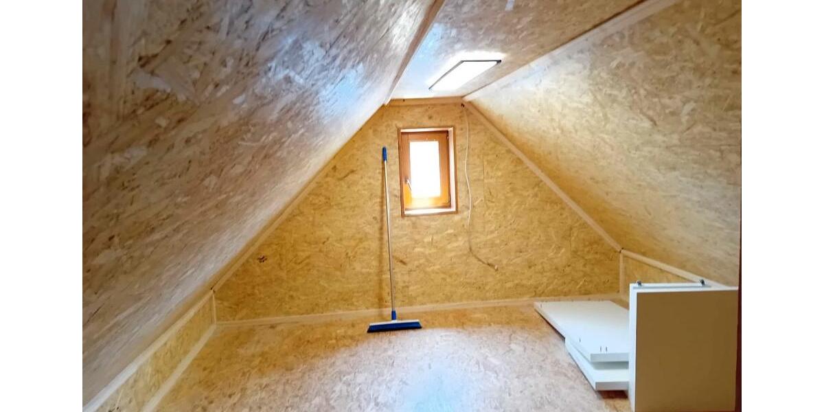 Dachgeschoßwohnung Bad Mergentheim - 3 Zimmer, 57 m&sup2;, 179.000&euro; | Angebot:26953667