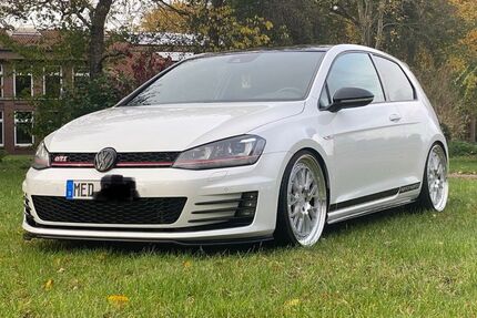 VW Golf 76.950 km 18.900 &euro; Meldorf 25704
