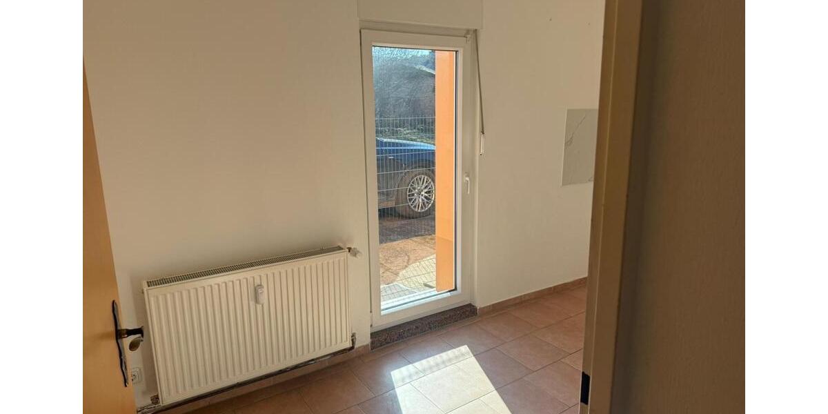 Erdgeschoßwohnung Seegebiet Mansfelder Land - 5 Zimmer, 120 m&sup2;, 750&euro; | Angebot:25280755