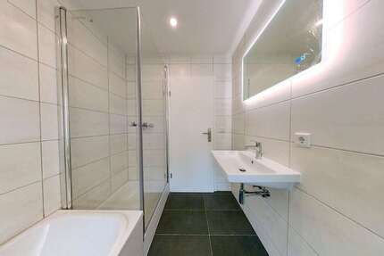 Wohnung Neukyhna / Zschernitz Zschernitz - 3.5 Zimmer, 95 m&sup2;, 830&euro; | Angebot:26409547