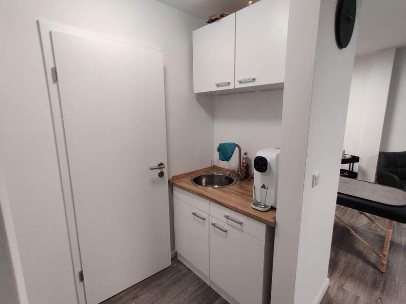 Praxis- Büroräumlichkeiten in Bielefeld-Schildesche zimmer