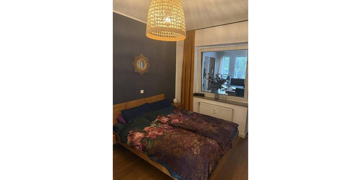 Etagenwohnung Düsseldorf Düsseltal - 3 Zimmer, 100 m&sup2;, 1.800&euro; | Angebot:26805160