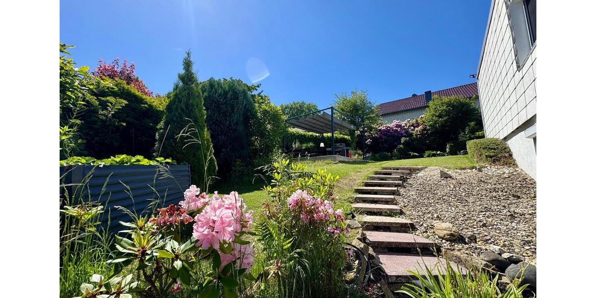 Bungalow Detmold - 7 Zimmer, 240 m&sup2;, 549.000&euro; | Angebot:26851137