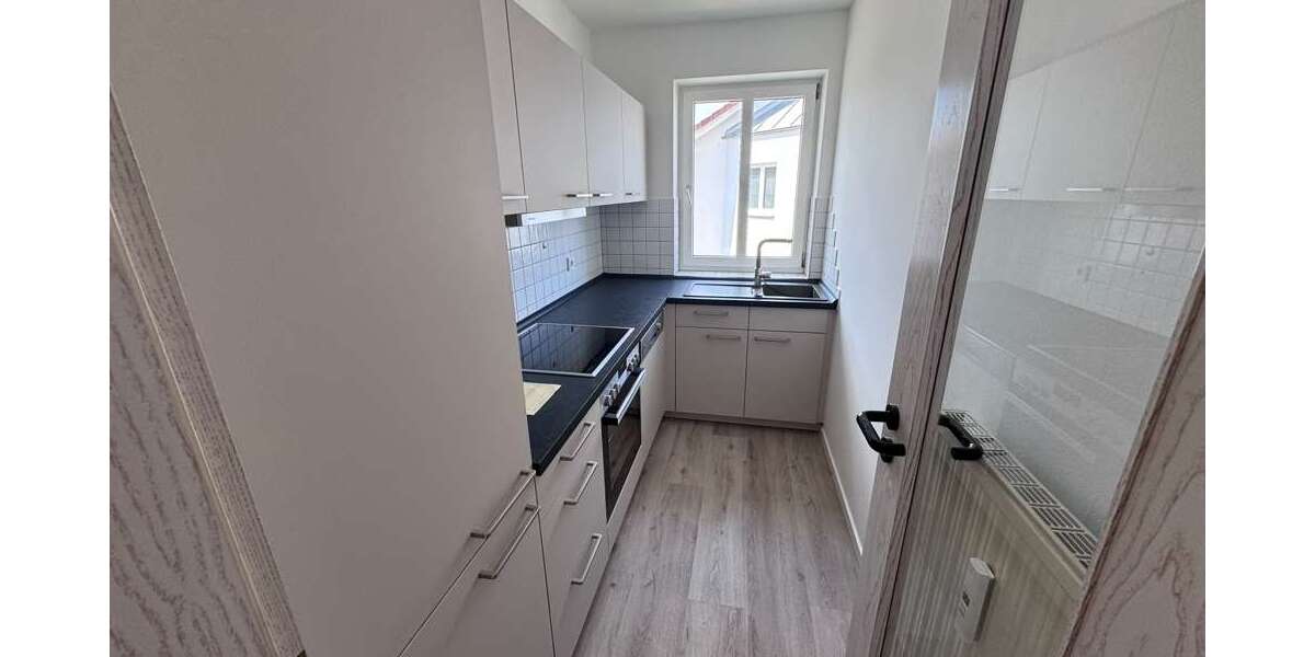 Etagenwohnung Coburg - 3 Zimmer, 77 m&sup2;, 740&euro; | Angebot:27127591