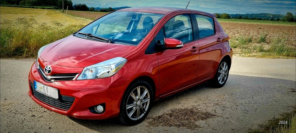 Toyota Yaris 160.000 km 6.400 &euro; Freiburg 79112