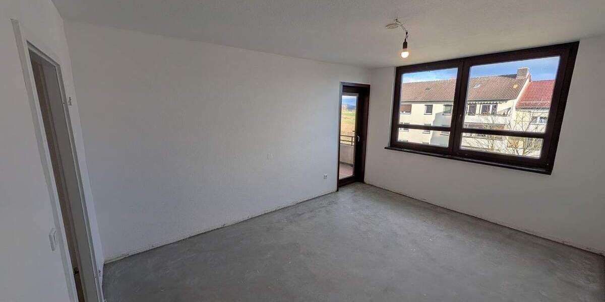 Etagenwohnung Northeim Langenholtensen - 3 Zimmer, 104 m&sup2;, 140.000&euro; | Angebot:25695948