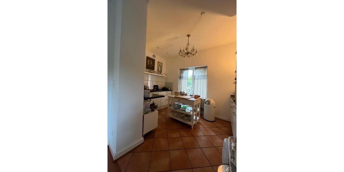 Erdgeschoßwohnung Wiesbaden Biebrich - 1 Zimmer, 100 m&sup2;, 1.110&euro; | Angebot:24953107