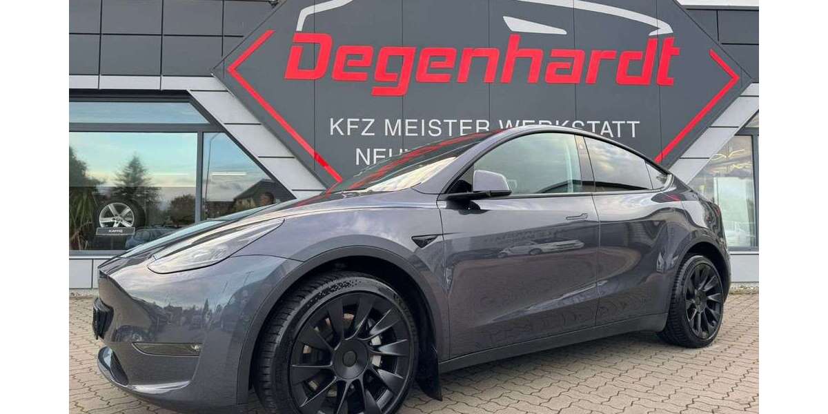 Tesla Model Y 60.966 km 35.990 € Mönchhagen 18182
