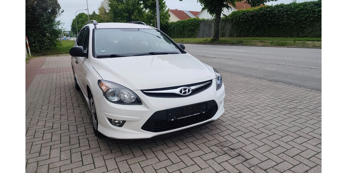 Hyundai i30 163.000 km 3.900 &euro; Lübeck 23556