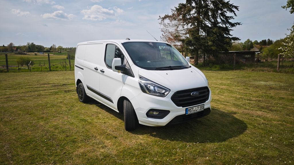 Ford Transit Custom 95.000 km 22.900 &euro; Cölpin 17094