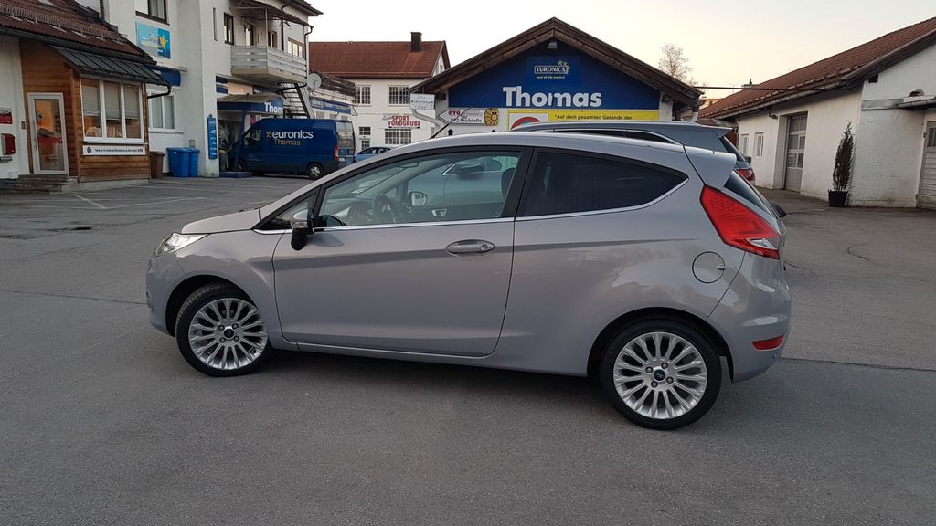 Ford Fiesta 97.720 km 4.350 &euro; Miesbach 83714