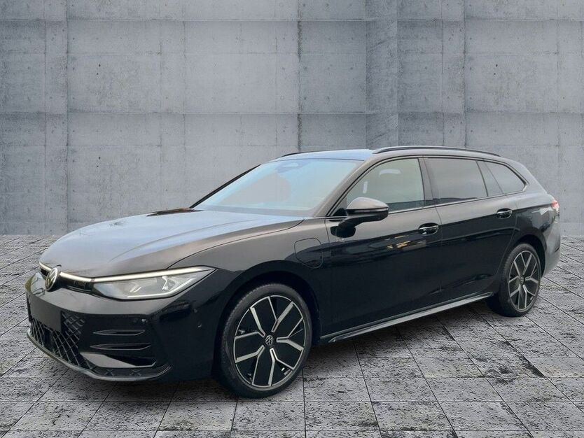 VW Passat Variant 5.000 km 60.770 € Bayreuth 95448