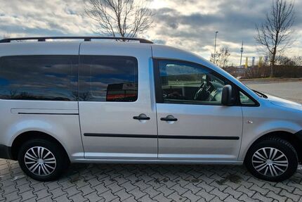 VW Caddy Maxi 145.870 km 10.999 € Wildberg 72218