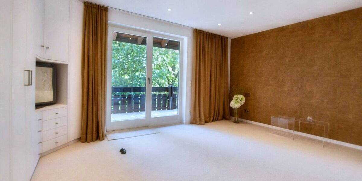 Einfamilienhaus Heilsbronn Weiterndorf - 8 Zimmer, 420 m&sup2;, 798.000&euro; | Angebot:25679029