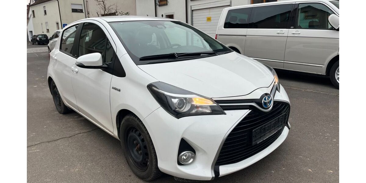 Toyota Yaris 82.966 km 11.200 &euro; Rottendorf 97228