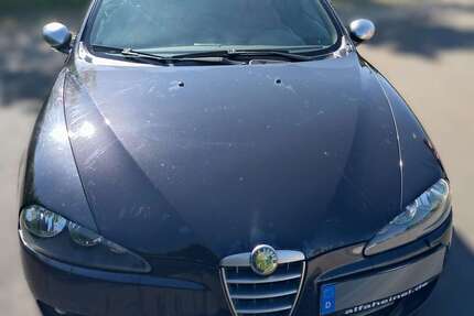 Alfa Romeo 147 183.000 km 800 € Marktrodach 96364