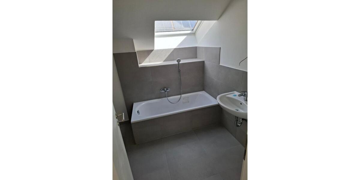 Dachgeschoßwohnung Klingenmünster - 3 Zimmer, 100 m&sup2;, 800&euro; | Angebot:25873823