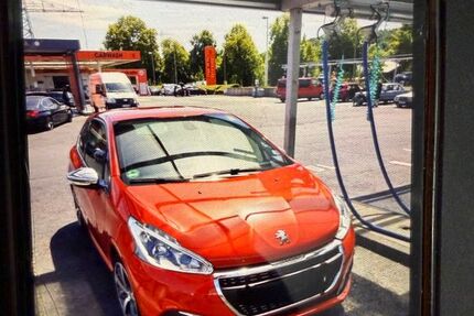 Peugeot 208 80.000 km 7.000 &euro; Bergisch Gladbach 51469