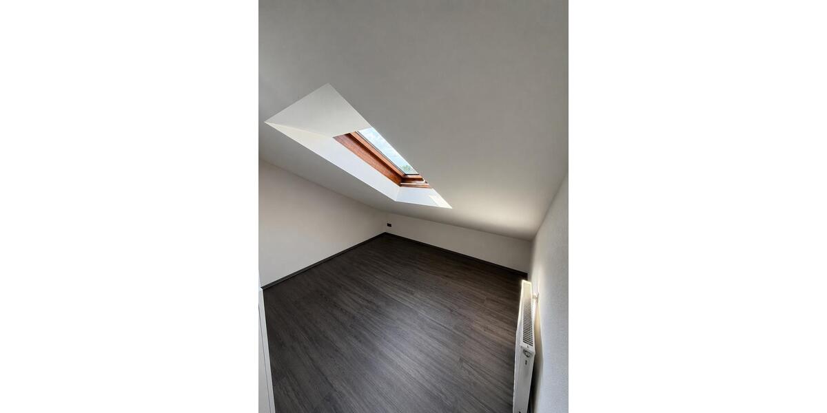 Dachgeschoßwohnung Heilbronn Frankenbach - 2.5 Zimmer, 65 m&sup2;, 285.000&euro; | Angebot:27120252