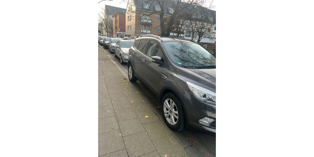 Ford Kuga 70.000 km 13.700 &euro; Leverkusen 51373