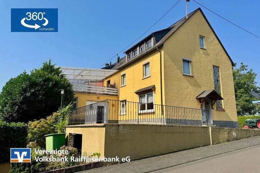 Haus zum Kaufen in Kröv 249.000 € 200 m²