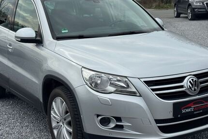 VW Tiguan 162.000 km 7.499 &euro; Salzkotten 33154