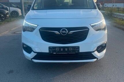 Opel Combo Life 161.000 km 13.950 € Mannheim 68309