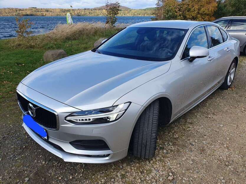Volvo S90 132.000 km 25.500 € Görlitz 02827