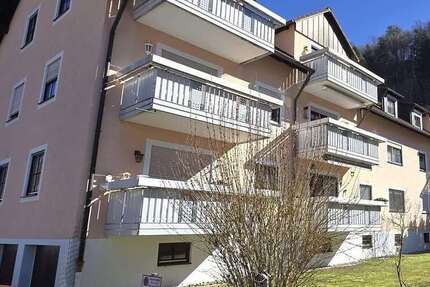 Wohnung Sulz am Neckar - 2.5 Zimmer, 74 m&sup2;, 210.000&euro; | Angebot:25273732