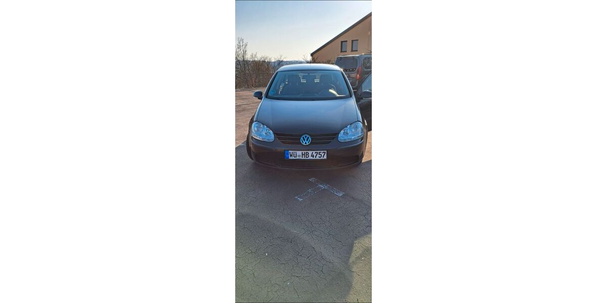 VW Golf 213.000 km 2.000 &euro; Würzburg 97272
