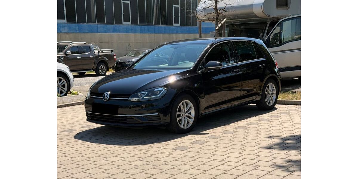 VW Golf 156.766 km 12.900 &euro; Nürnberg 90441