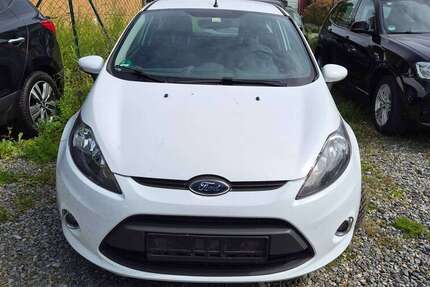 Ford Fiesta 140.000 km 2.350 &euro; Einhausen 64683