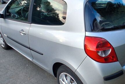 Renault Clio 159.999 km 1.799 &euro; Herne 44649