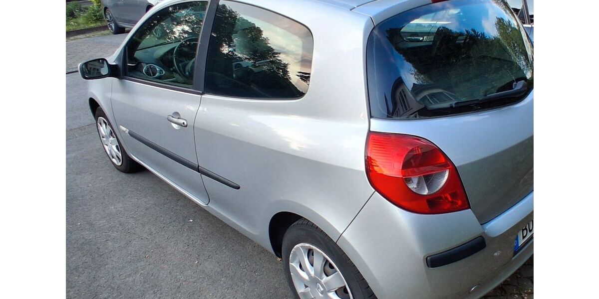 Renault Clio 159.999 km 1.799 &euro; Herne 44649