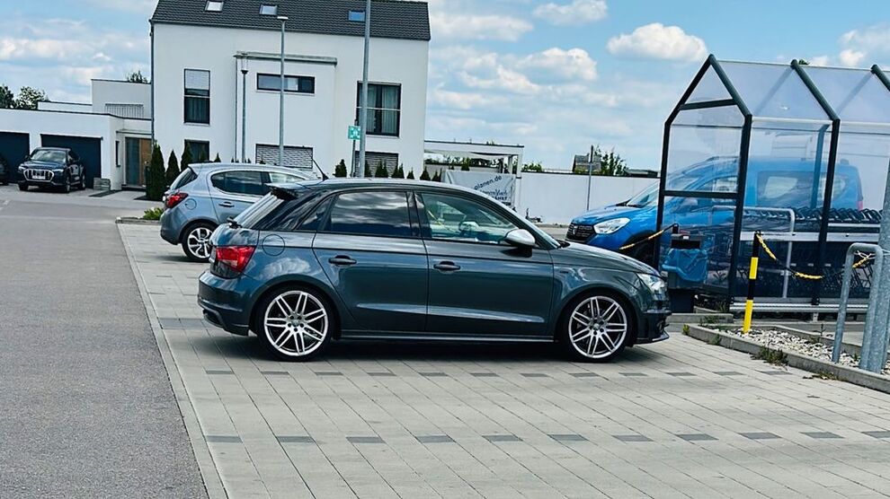 Audi A1 158.333 km 14.555 € ingolstadt 85055