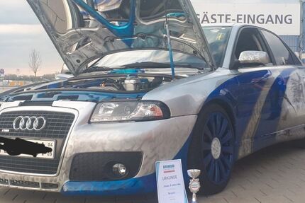 Audi A4 215.000 km 12.800 &euro; Grabfeld 98631