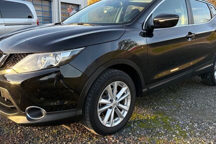 Nissan Qashqai 69.740 km 8.490 &euro; Poppenhausen 36163