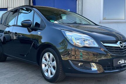 Opel Meriva 95.000 km 7.490 &euro; Lichtenstein Unterhausen 72805