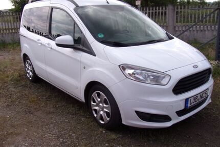 Ford Tourneo Courier 118.400 km 7.990 &euro; Niedercunnersdorf 02708
