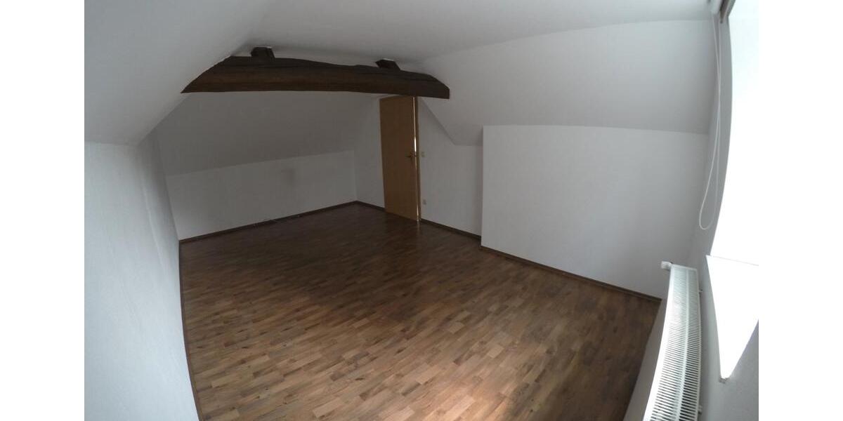 Etagenwohnung Ahnsbeck - 3 Zimmer, 100 m&sup2;, 800&euro; | Angebot:26135129
