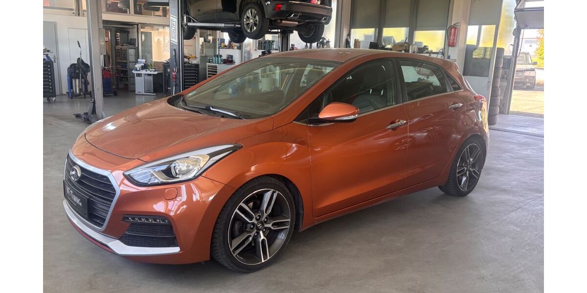 Hyundai i30 129.996 km 9.999 &euro; Bad Waldsee 88339