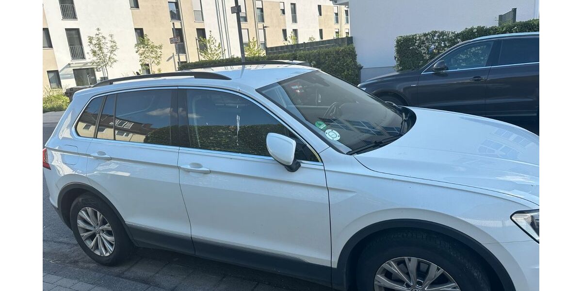 VW Tiguan 212.000 km 15.900 &euro; Wiesbaden 65205