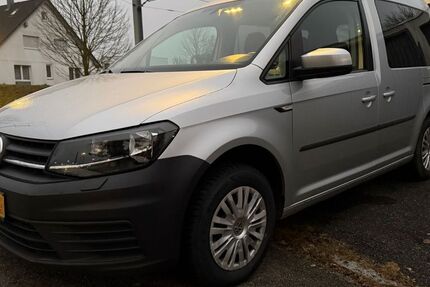 VW Caddy 178.000 km 12.490 &euro; Neu-Ulm (Pfuhl) 89233