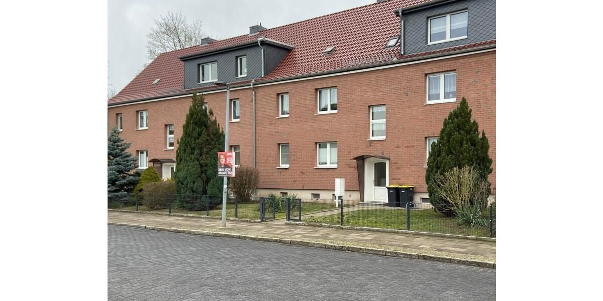 Erdgeschoßwohnung Neubrandenburg Datzeberg - 3 Zimmer, 65 m&sup2;, 487&euro; | Angebot:26232692