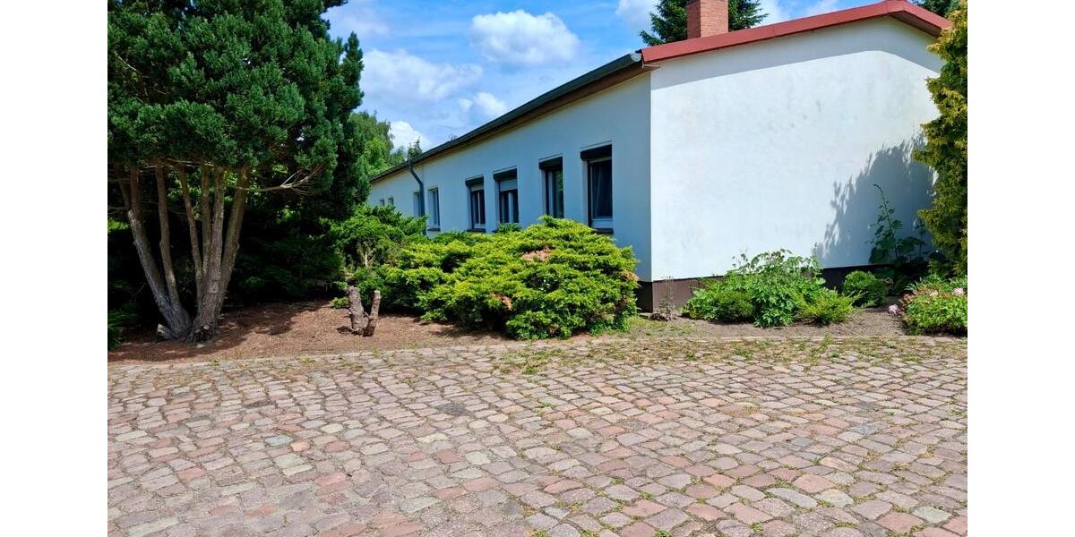 Bungalow Bismark (Altmark) - 6 Zimmer, 188 m&sup2;, 250.000&euro; | Angebot:26888676