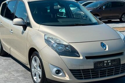 Renault Scenic 208.934 km 5.450 &euro; Dortmund 44149